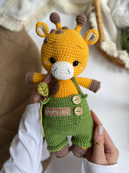 Soft crochet giraffe amigurumi, safari plush toy, custom stuffed animals, handmade baby sleeping toy, boho nursery decor, little sister gift