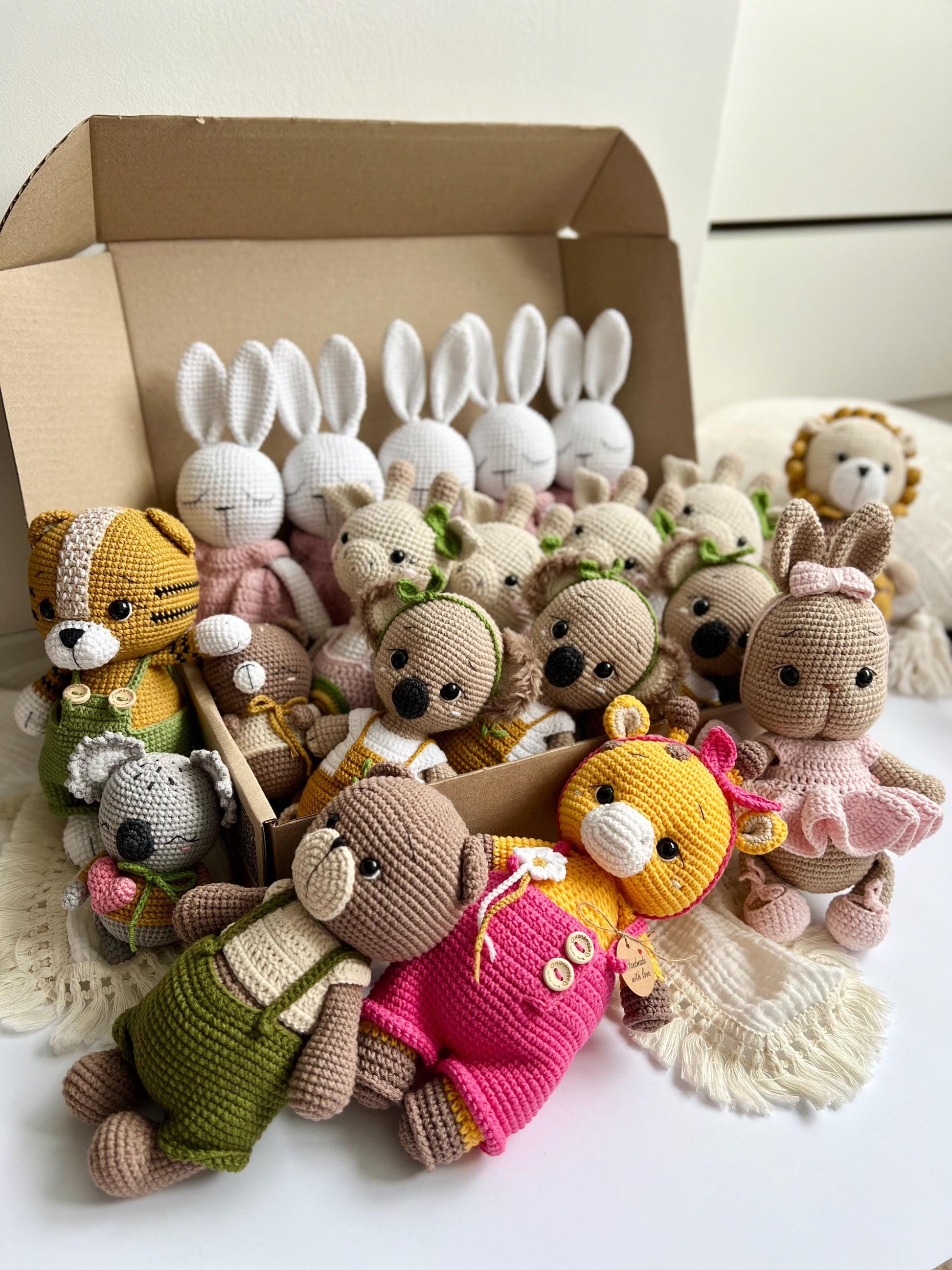 Custom dropshipping toys, toy partnership, bulk plushies crochet toys, plush toys wholesale, soft stuffed animals, organic baby toys