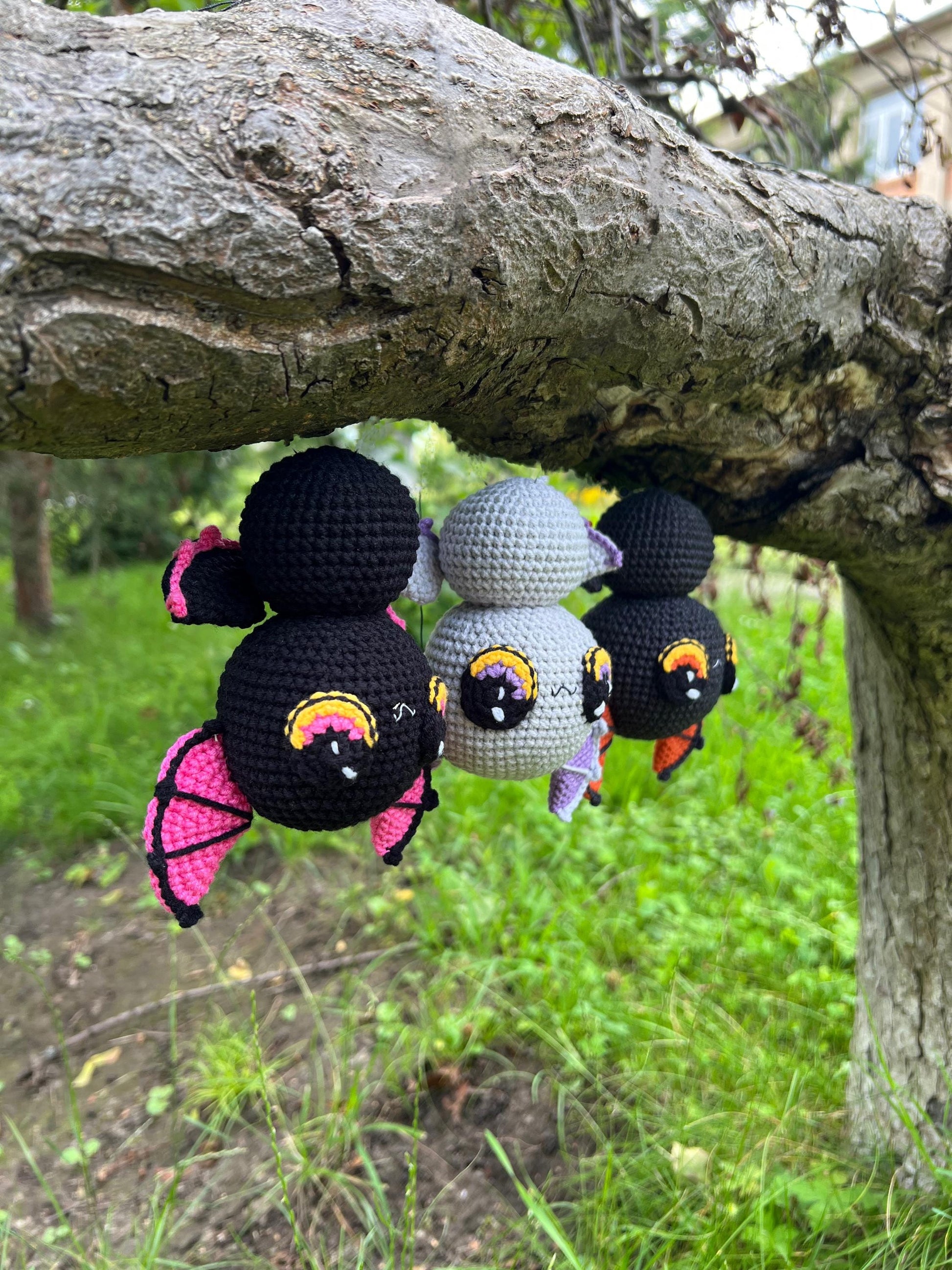 Spooky crochet bats, Halloween bats amigurumi, bat lovers gift, gothic home decor, first Halloween gift, spooky season decor