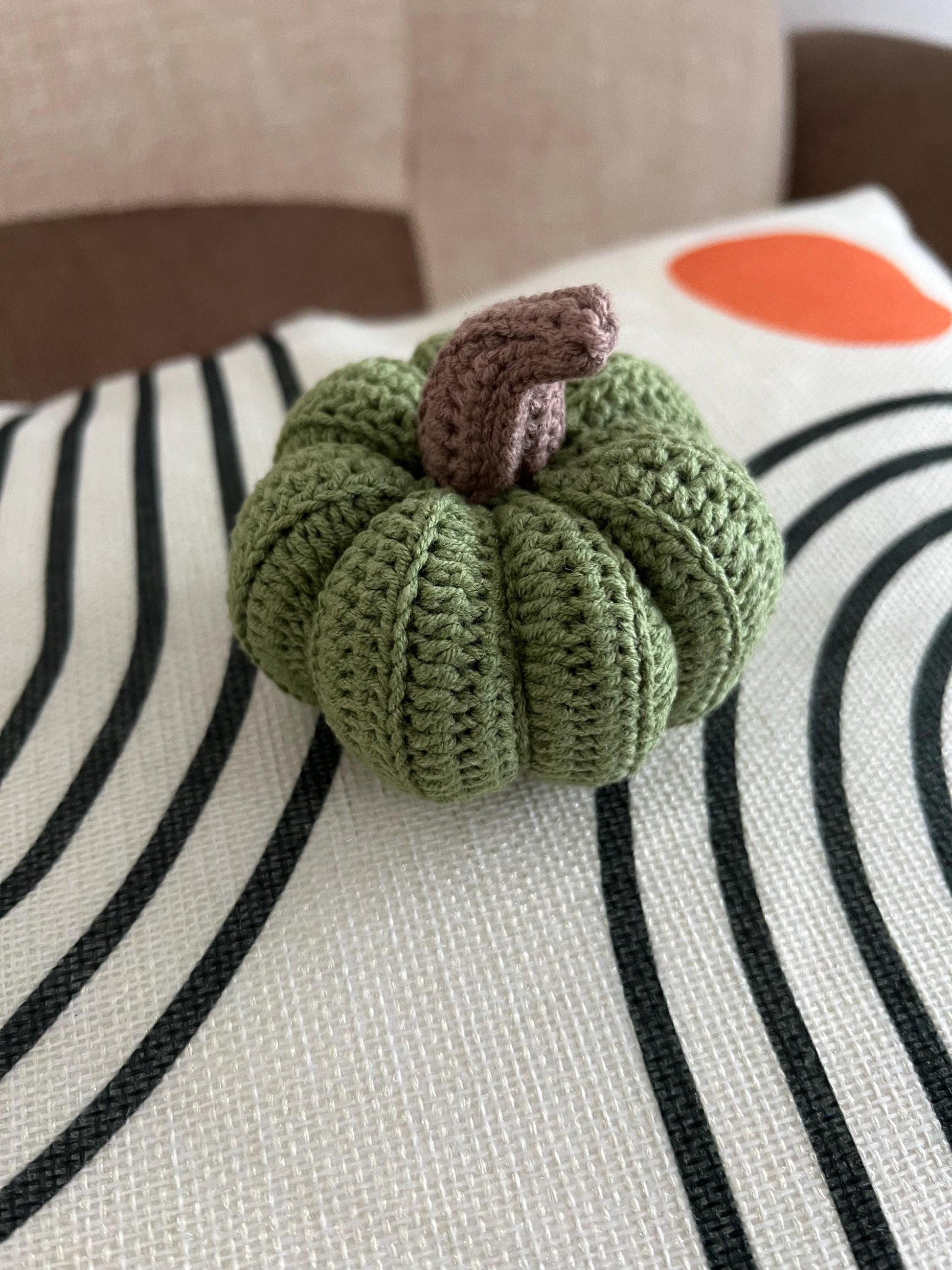 Fall crochet set of 3 pumpkins, Halloween pumpkin decor, autumn home decor, spooky season crochet pumpkin toy, toddler gift ideas
