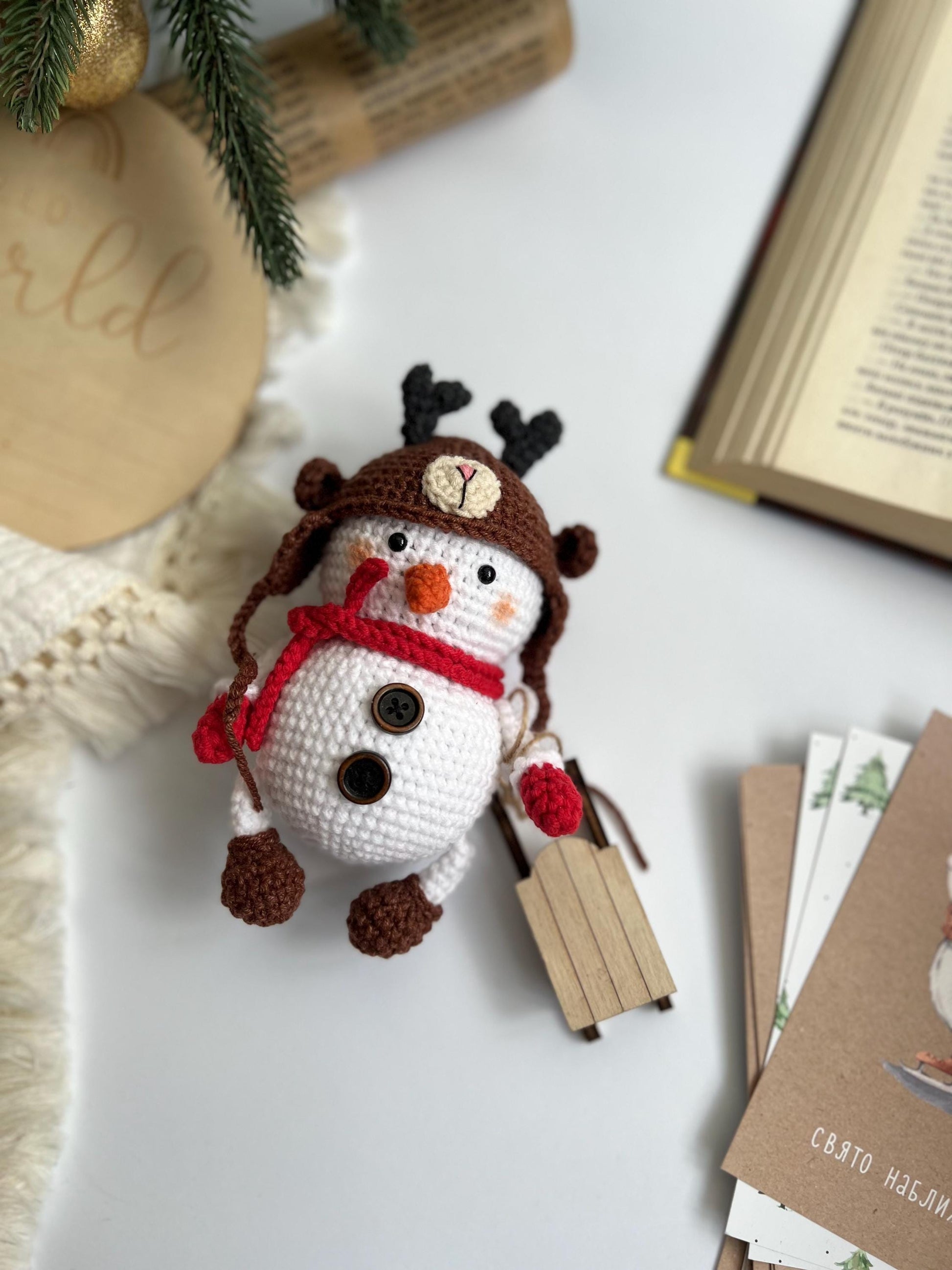 Christmas set of two crochet toys, amigurumi Santa with sleigh, crochet snowman
